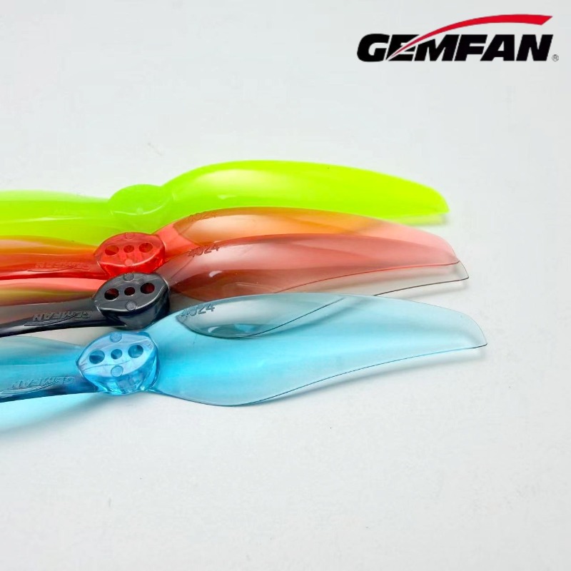 Drone Gimbal Controller - 4 paires d'hélices Gemfan Hurricane 4024
